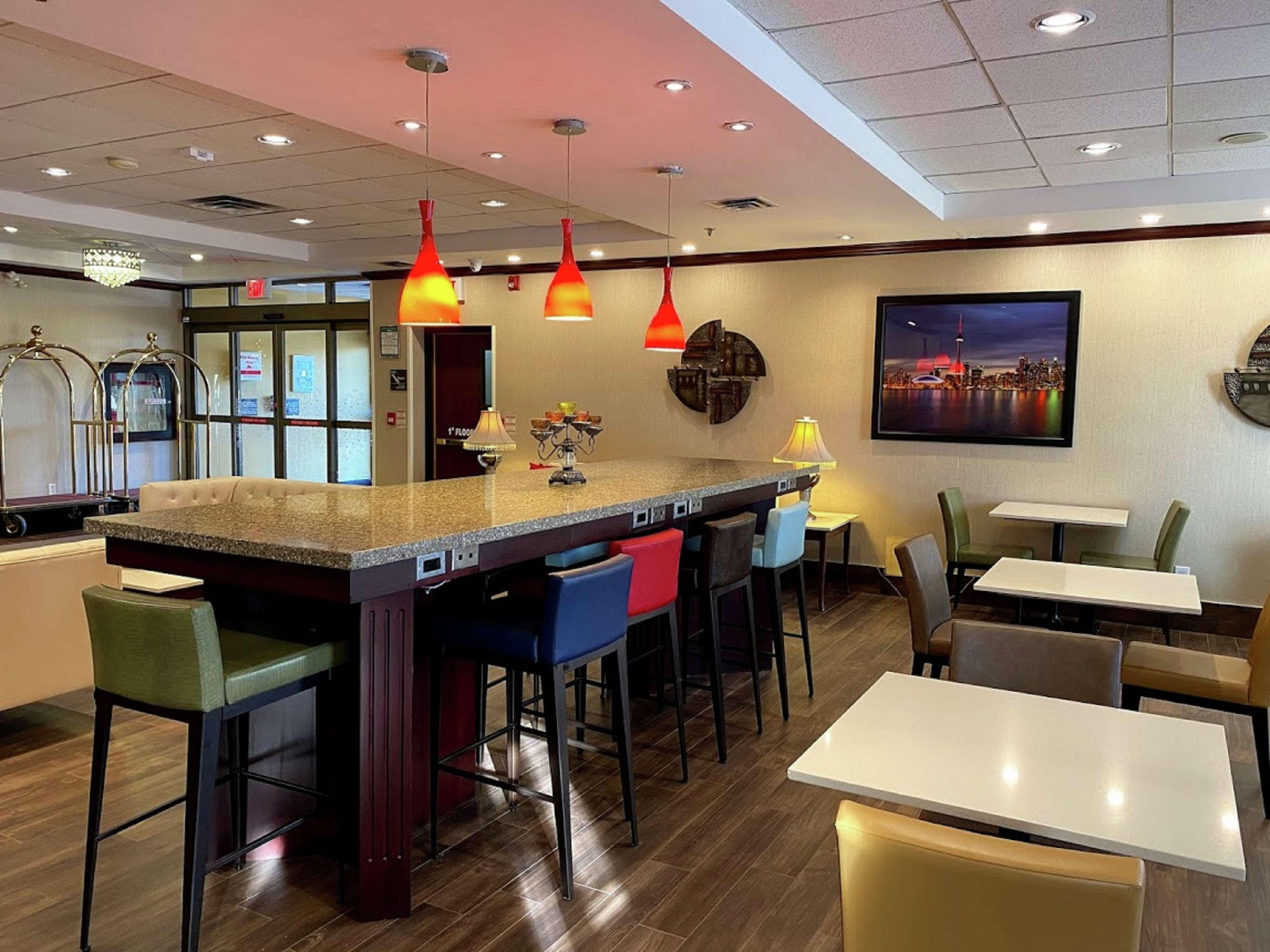 Hampton Inn Toronto-Mississauga West Eksteriør bilde